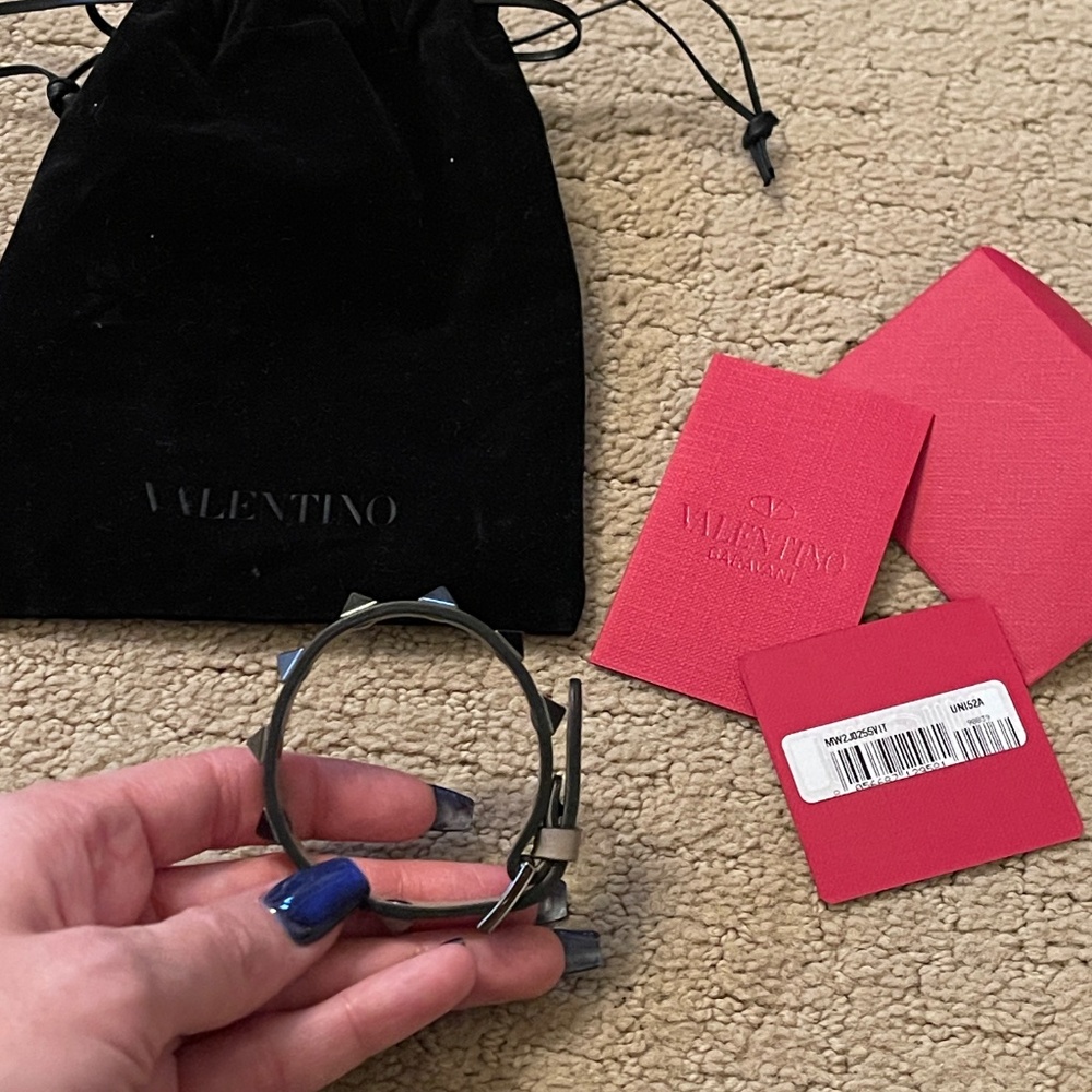 Valentino stud bracelet